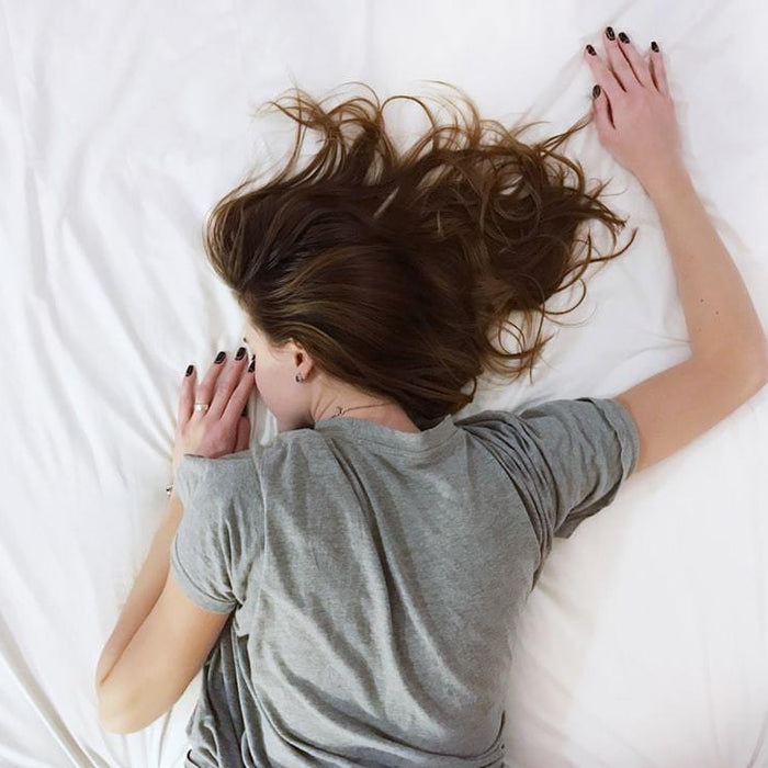 5 tips to help you sleep better and wake up feeling amazing! - Roshni Sanghvi