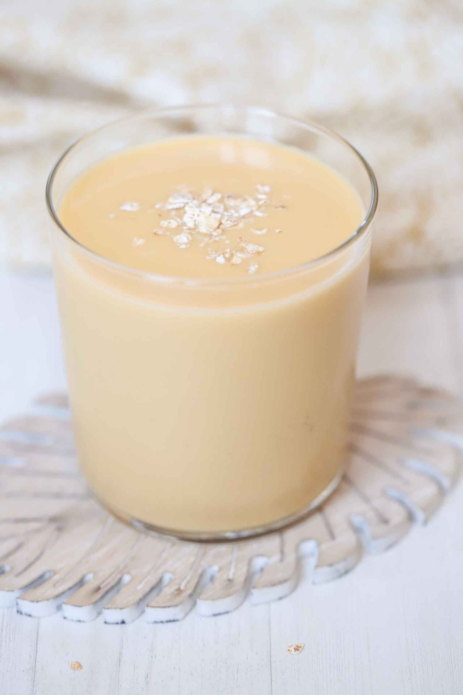 Vegan Oat And Banana Smoothie - Roshni Sanghvi