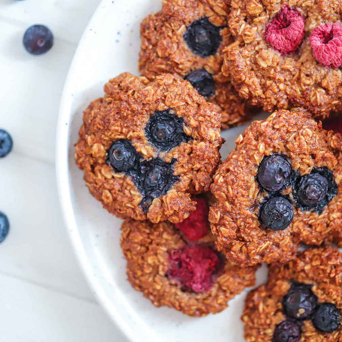 Vegan Oat and Berry Cookies - Roshni Sanghvi